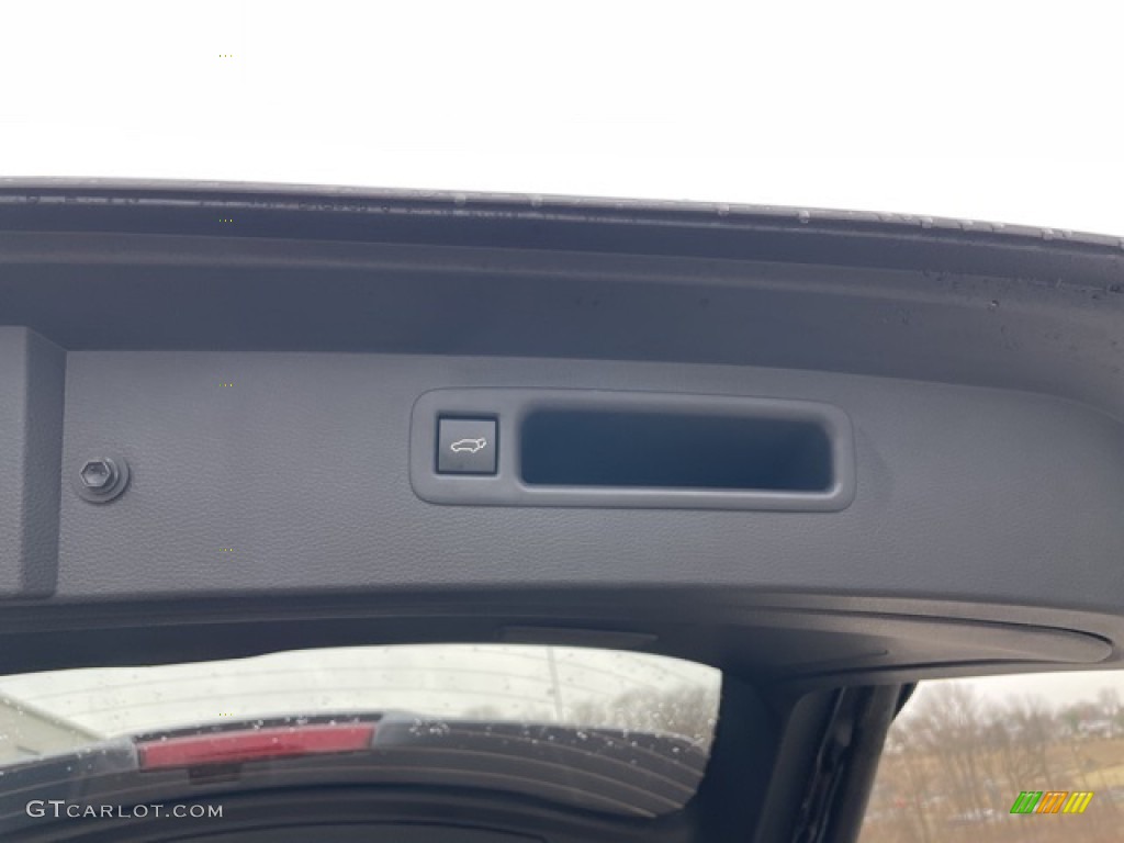 2023 Highlander XSE AWD - Magnetic Gray Metallic / Cockpit Red photo #25