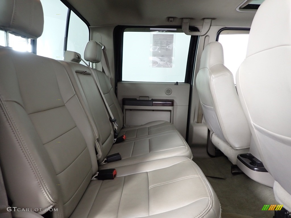 2008 F450 Super Duty Lariat Crew Cab 4x4 Dually - Black / Medium Stone Grey photo #29