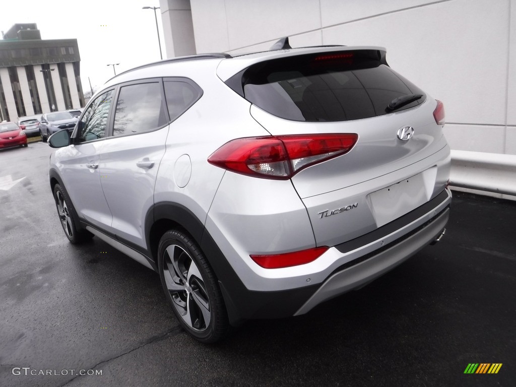 2018 Tucson Value - Molten Silver / Gray photo #9