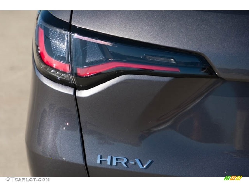2023 Honda HR-V LX Marks and Logos Photos