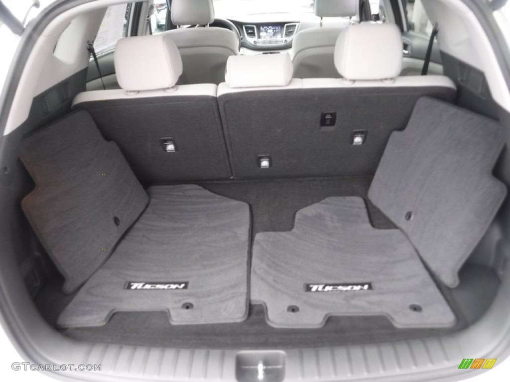 2018 Tucson Value - Molten Silver / Gray photo #36