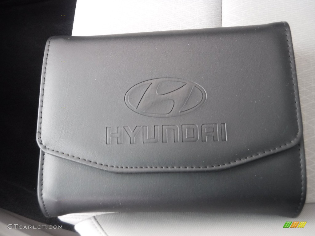 2018 Tucson Value - Molten Silver / Gray photo #37