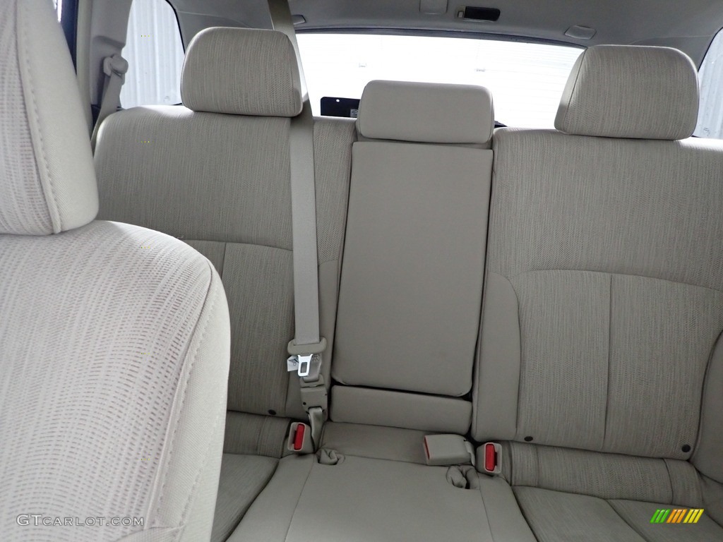 2014 Outback 2.5i Premium - Satin White Pearl / Ivory photo #21