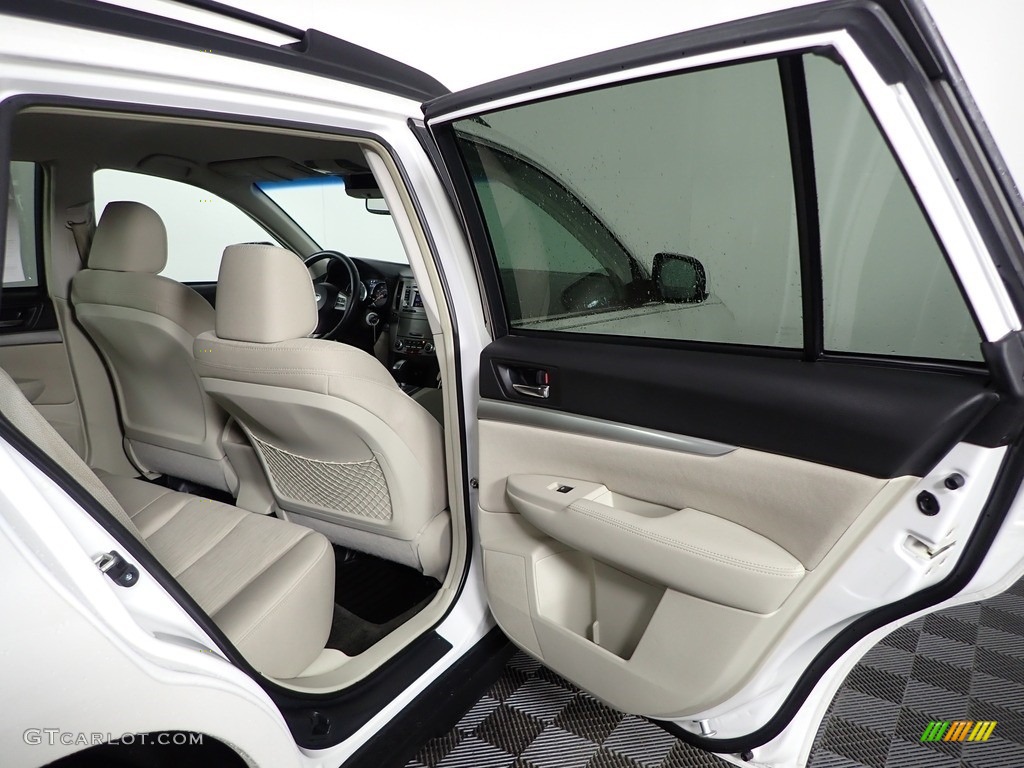 2014 Outback 2.5i Premium - Satin White Pearl / Ivory photo #27