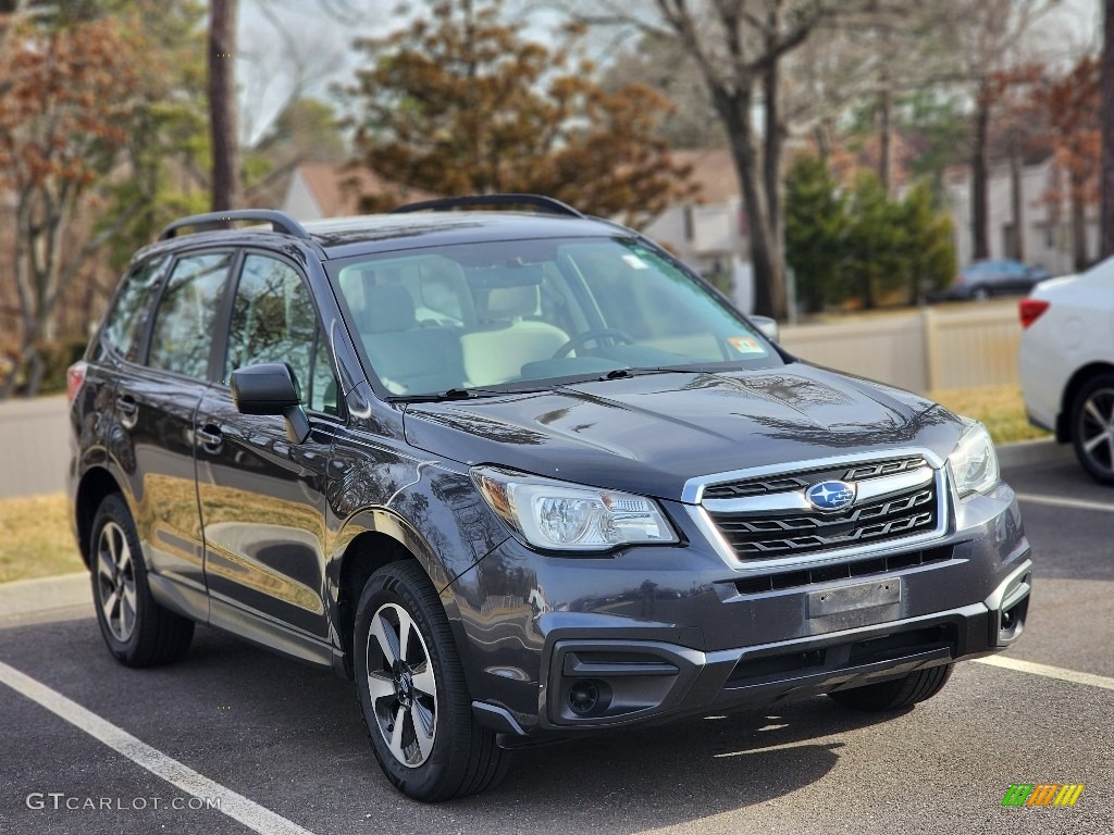2017 Forester 2.5i - Dark Gray Metallic / Gray photo #3