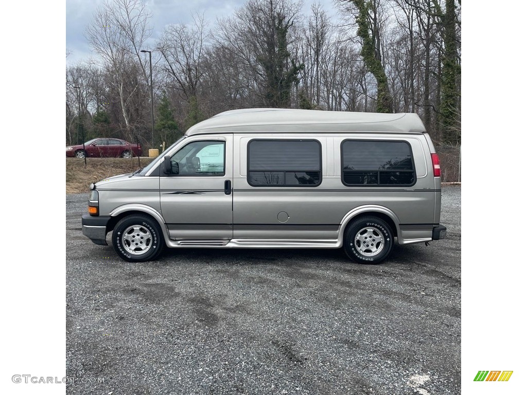 Light Pewter Metallic 2003 Chevrolet Express 1500 AWD Passenger Conversion Van Exterior Photo #145651369
