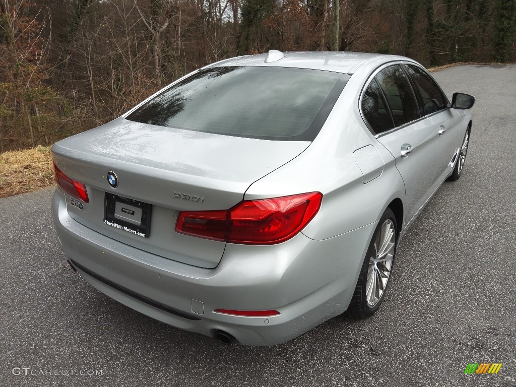 2018 5 Series 530i Sedan - Glacier Silver Metallic / Night Blue photo #6