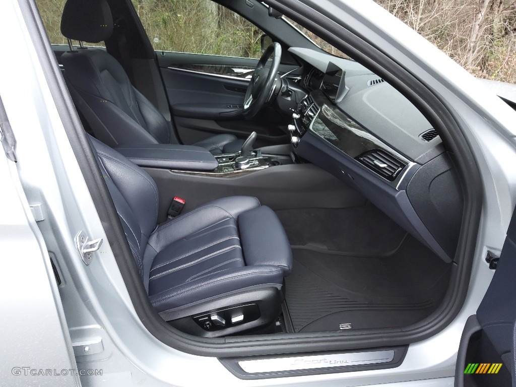 2018 BMW 5 Series 530i Sedan Interior Color Photos