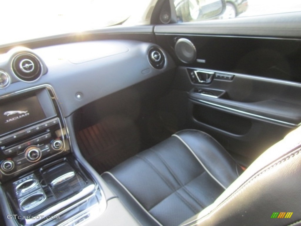 2016 XJ 3.0 - Ebony Black / Jet/Ivory photo #14