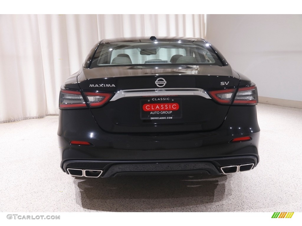 2020 Maxima SV - Super Black / Cashmere photo #22