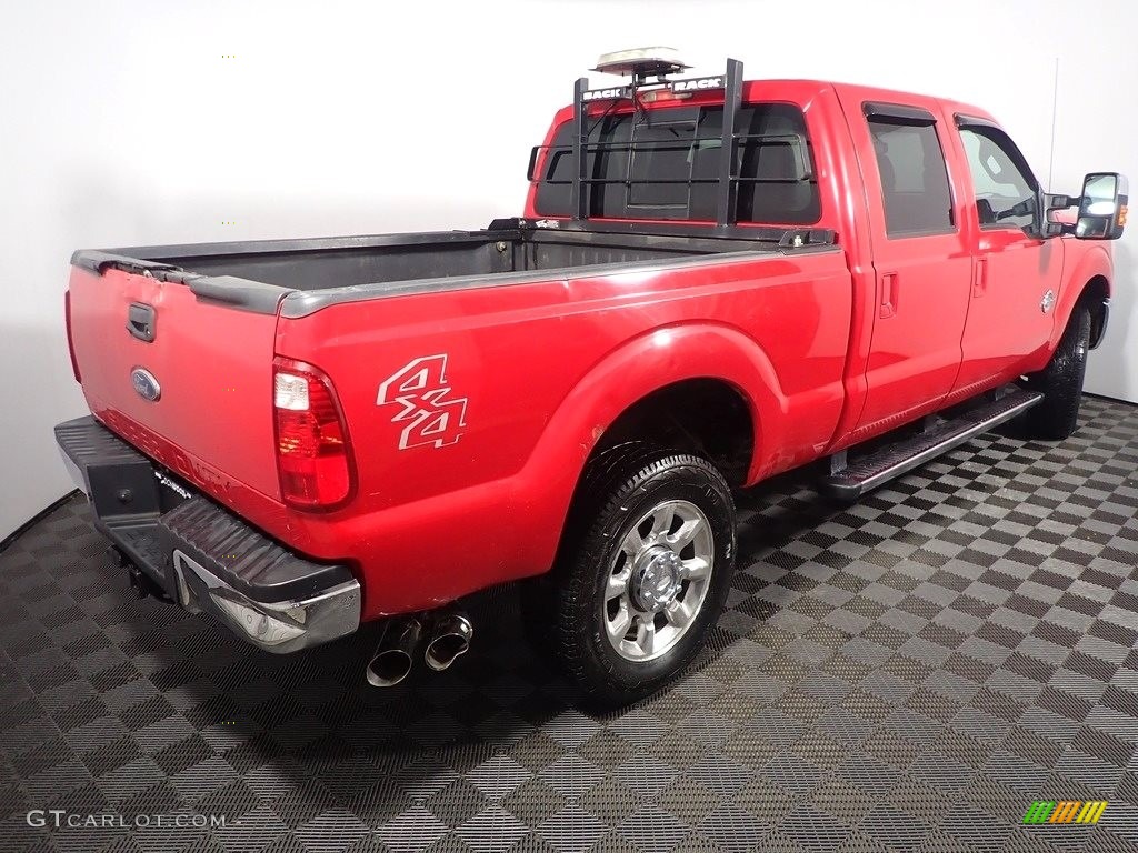 2011 F350 Super Duty Lariat Crew Cab 4x4 - Vermillion Red / Black photo #12