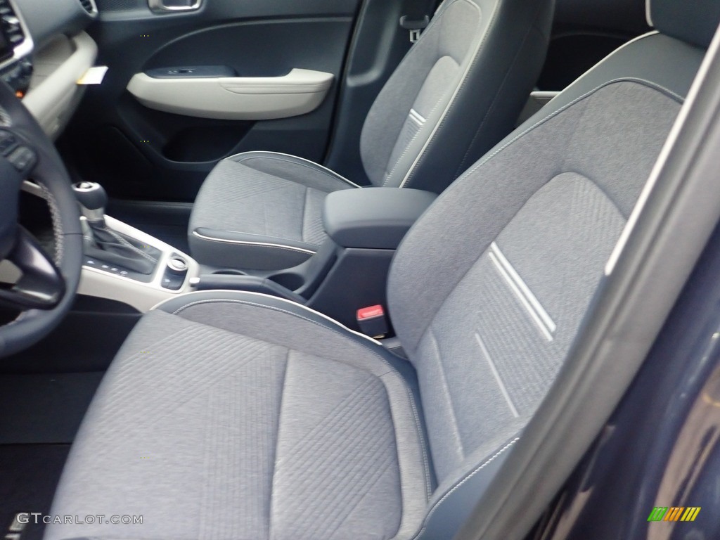 2023 Hyundai Venue Limited Front Seat Photo #145655242