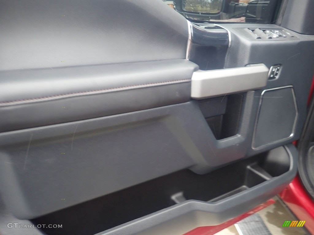 2022 F350 Super Duty Platinum Crew Cab 4x4 - Rapid Red / Medium Earth Gray photo #19