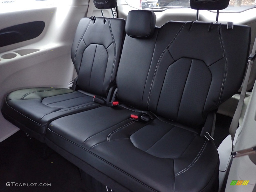 2023 Pacifica Touring L - Velvet Red Pearl / Black/Alloy photo #13