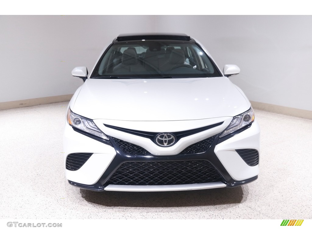 2020 Camry XSE - Wind Chill Pearl / Ash photo #2