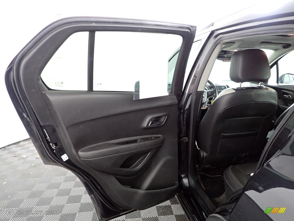 2016 Trax LTZ AWD - Black Granite Metallic / Jet Black photo #22
