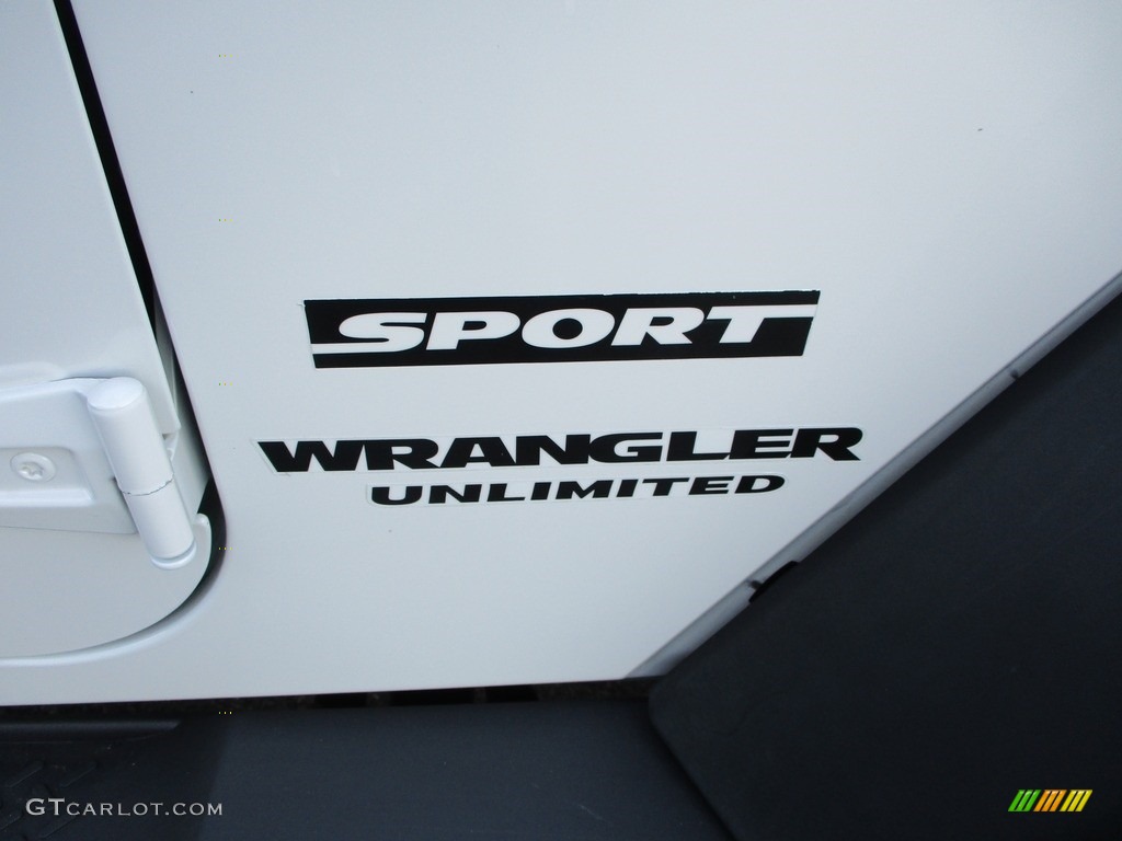 2015 Wrangler Unlimited Sport RHD 4x4 - Bright White / Black photo #17
