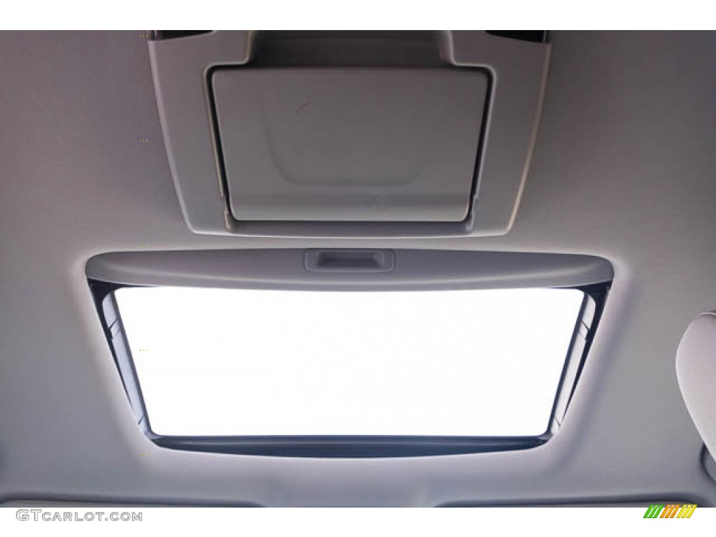 2018 Odyssey EX-L - Lunar Silver Metallic / Gray photo #20