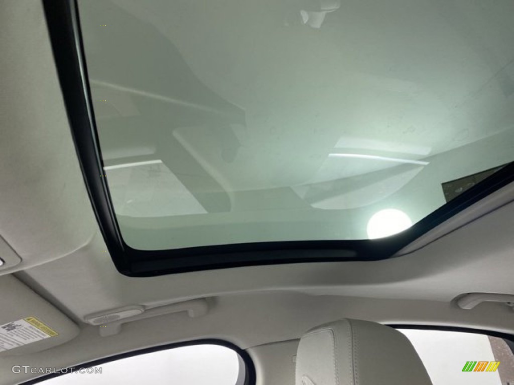 2022 Jaguar XF R-Dynamic SE AWD Sunroof Photos