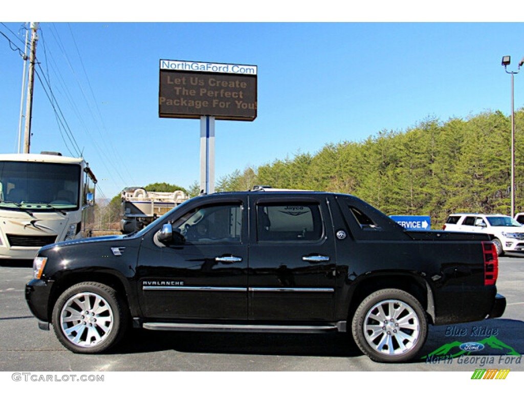 2013 Avalanche LTZ 4x4 Black Diamond Edition - Black / Ebony photo #2