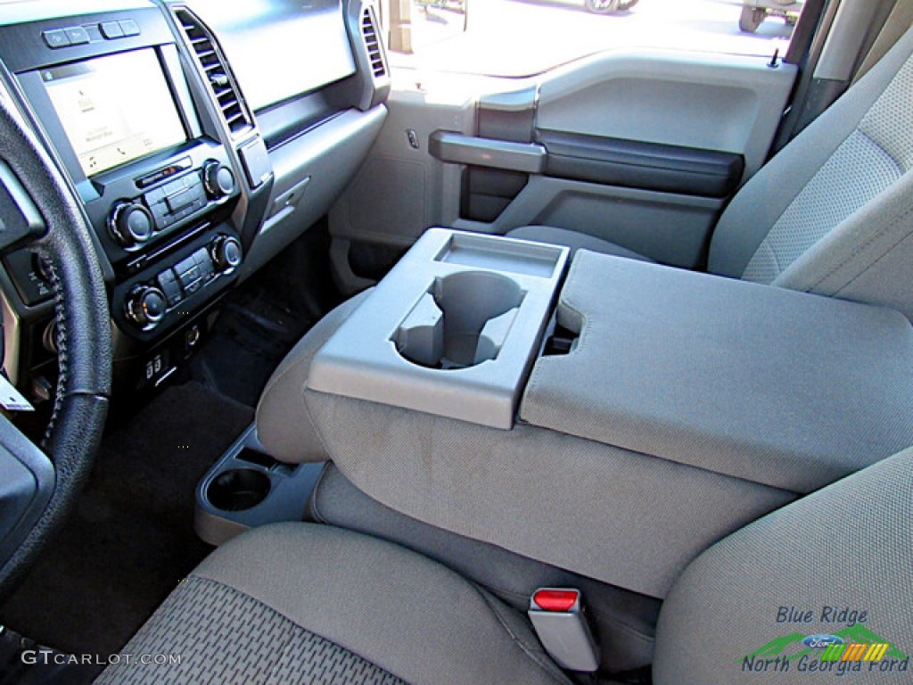 2016 F150 XLT SuperCrew 4x4 - Blue Jeans / Medium Earth Gray photo #25
