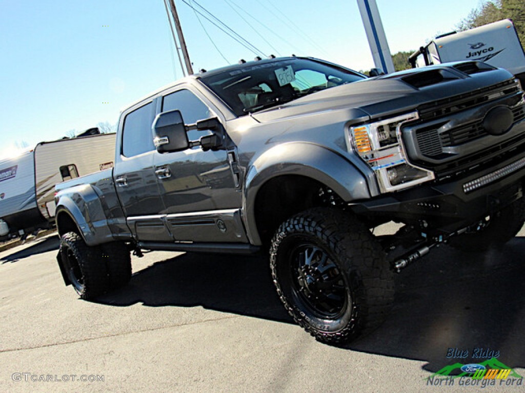 2022 F350 Super Duty Tuscany Black Ops Lariat Crew Cab 4x4 - Carbonized Gray / Black Onyx photo #28