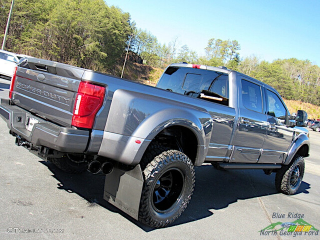 2022 F350 Super Duty Tuscany Black Ops Lariat Crew Cab 4x4 - Carbonized Gray / Black Onyx photo #29