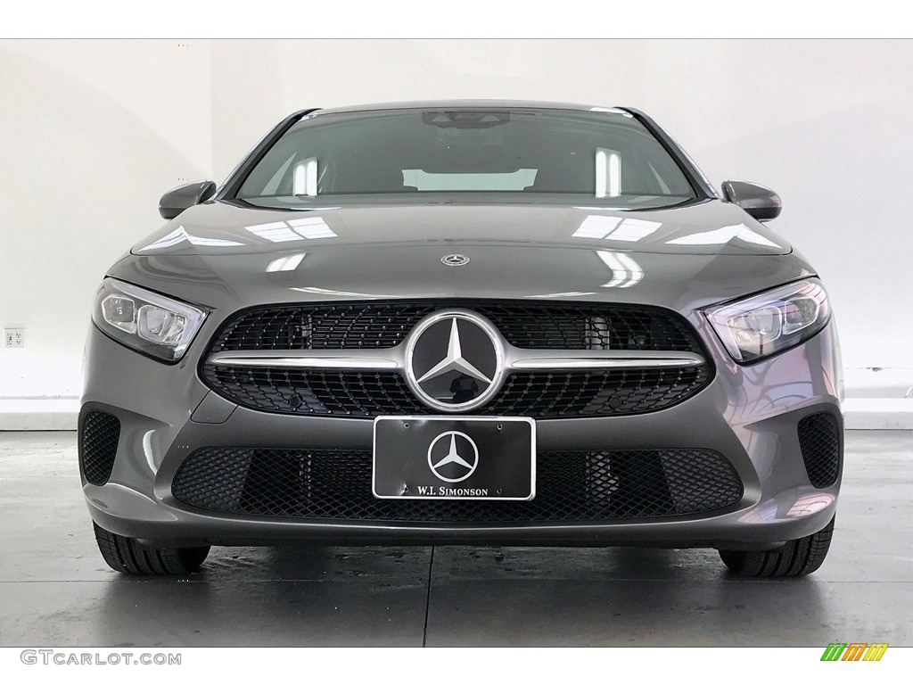 2019 A 220 Sedan - Mountain Grey Metallic / Black photo #2