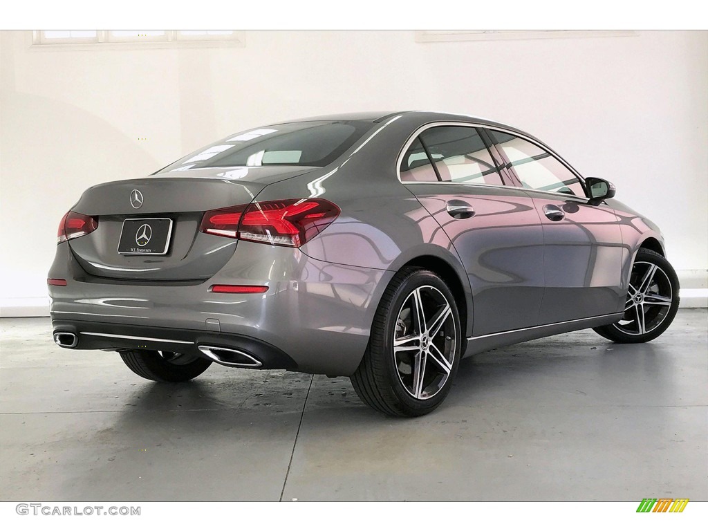 2019 A 220 Sedan - Mountain Grey Metallic / Black photo #16