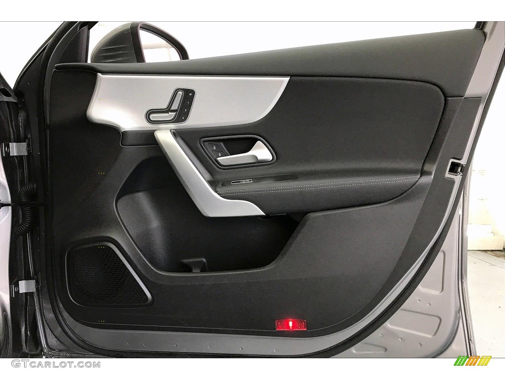 2019 A 220 Sedan - Mountain Grey Metallic / Black photo #29