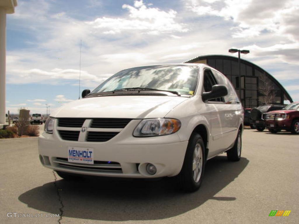 2007 Grand Caravan SXT - Stone White / Medium Slate Gray photo #2