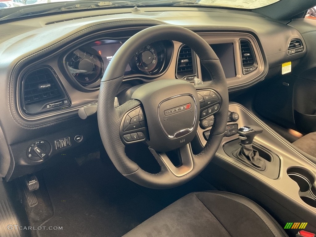 2023 Challenger R/T Plus - Granite Pearl / Black photo #3
