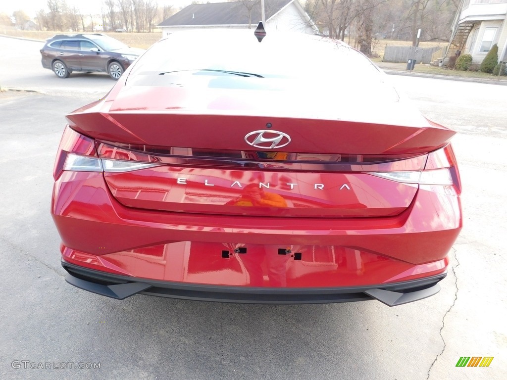 2021 Elantra SE - Scarlet Red Pearl / Black photo #15