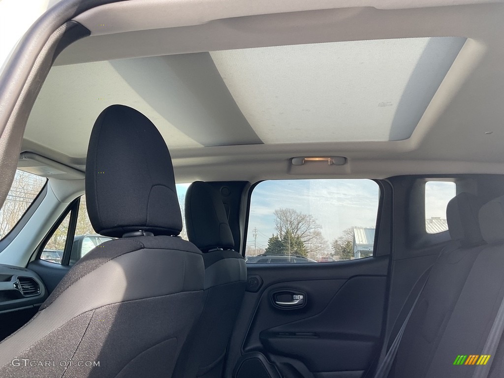 2023 Jeep Renegade Altitude 4x4 Sunroof Photo #145663266
