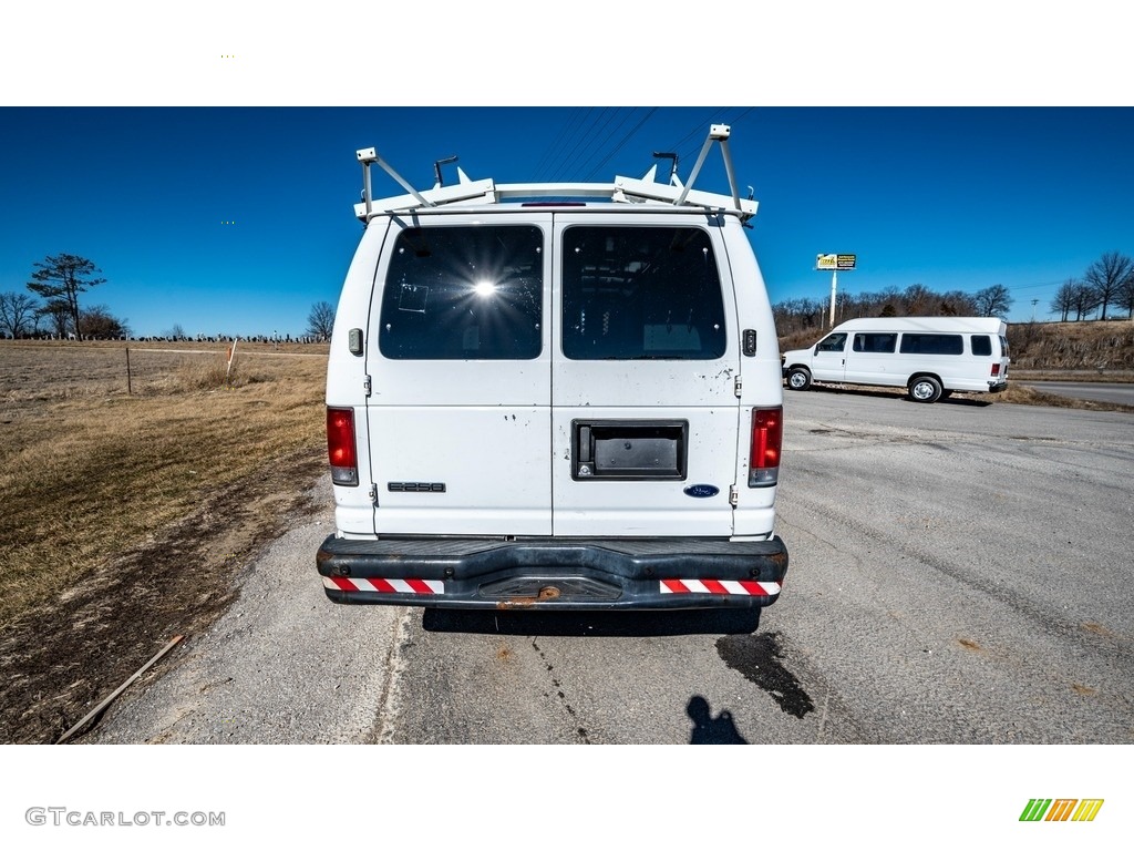 2009 E Series Van E250 Super Duty Cargo - Oxford White / Medium Flint photo #5