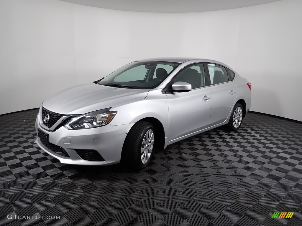 2019 Sentra S - Brilliant Silver Metallic / Charcoal photo #5
