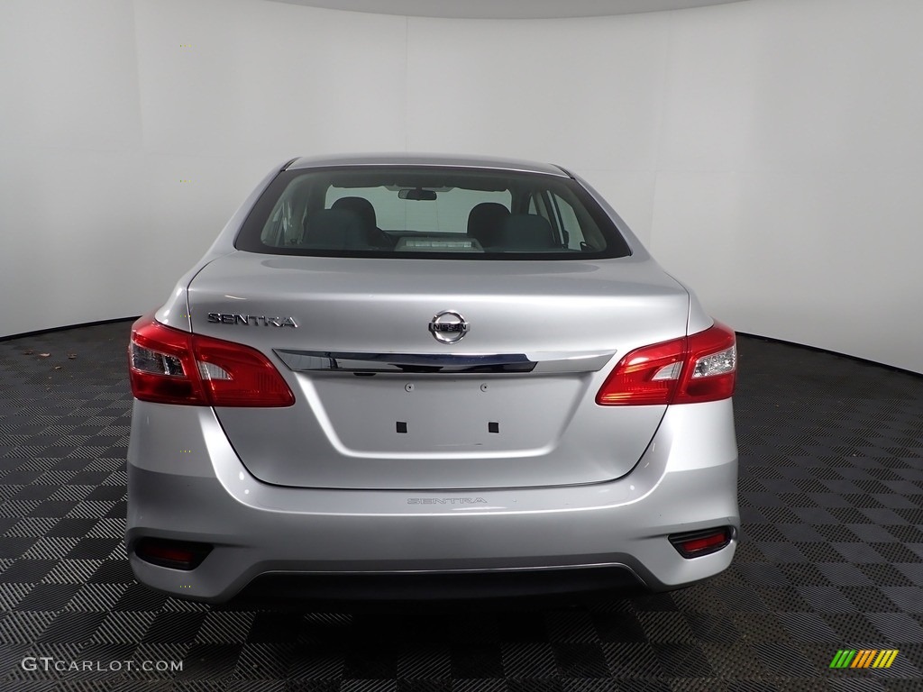 2019 Sentra S - Brilliant Silver Metallic / Charcoal photo #7