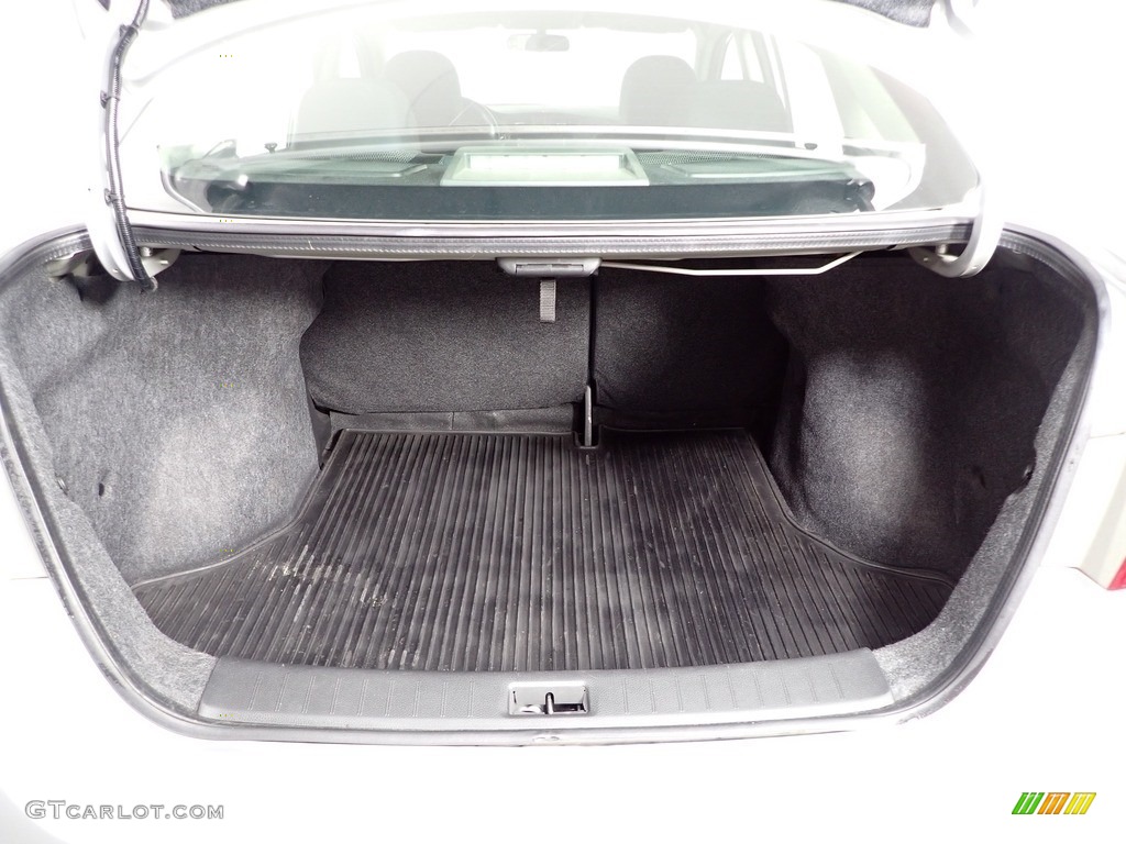 2019 Sentra S - Brilliant Silver Metallic / Charcoal photo #9