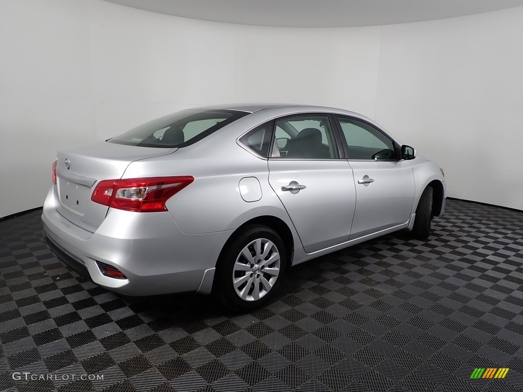 2019 Sentra S - Brilliant Silver Metallic / Charcoal photo #10