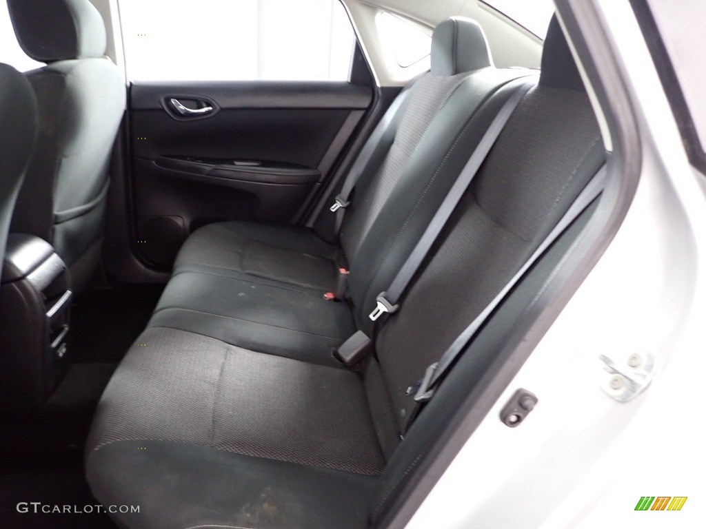 2019 Sentra S - Brilliant Silver Metallic / Charcoal photo #22