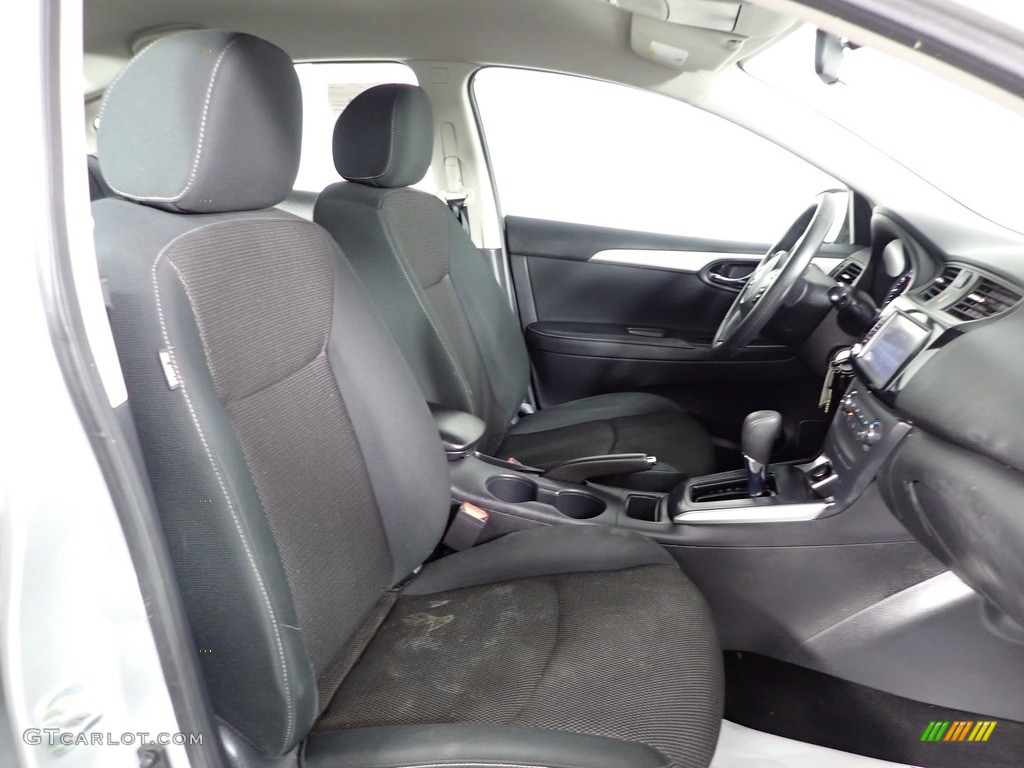 2019 Sentra S - Brilliant Silver Metallic / Charcoal photo #25