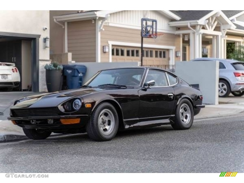 Custom Deep Purple 1971 Datsun 240Z Standard 240Z Model Exterior Photo #145667888