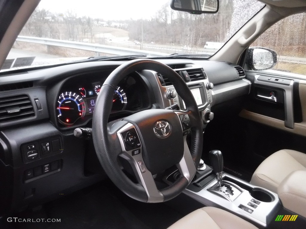 2019 4Runner SR5 Premium 4x4 - Midnight Black metallic / Sand Beige photo #21