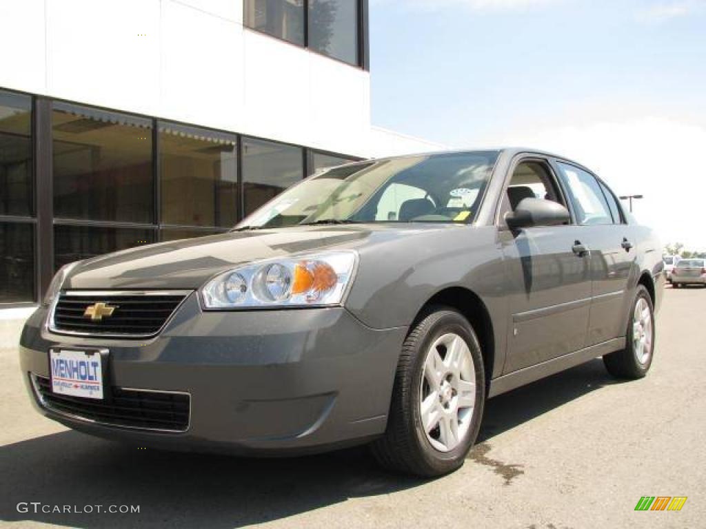 2008 Malibu Classic LT Sedan - Dark Gray Metallic / Titanium Gray photo #2