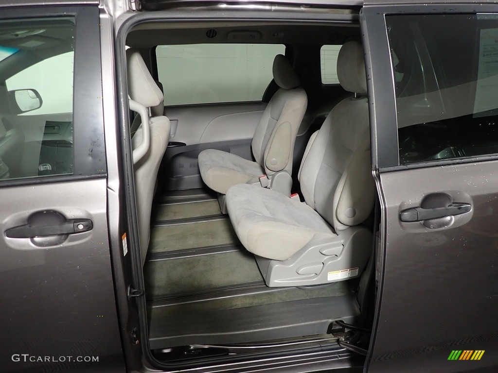 2015 Sienna L - Predawn Gray Mica / Bisque photo #29