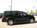 2006 Super Black Nissan Pathfinder SE 4x4  photo #4