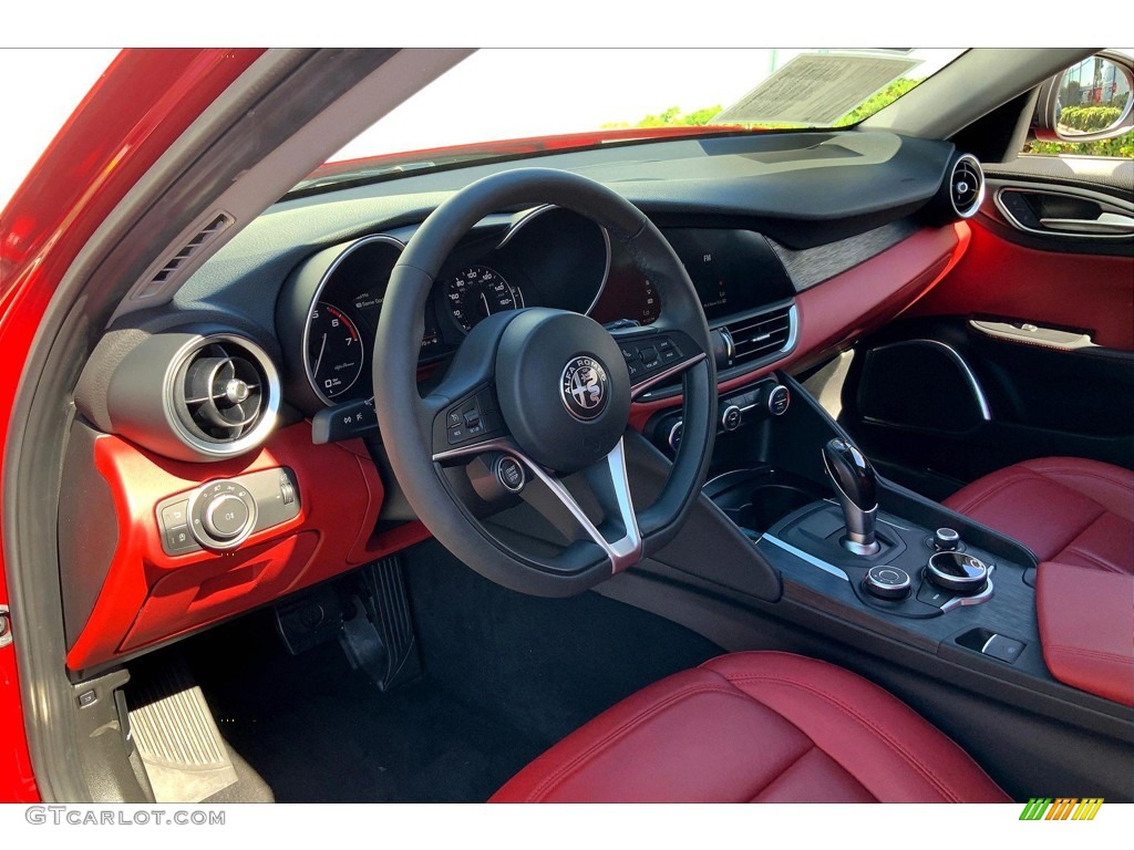2019 Giulia RWD - Alfa Rosso (Red) / Black photo #14