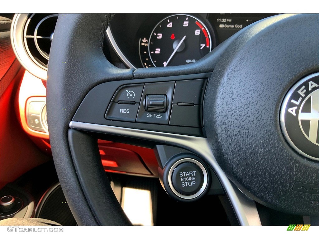 2019 Alfa Romeo Giulia RWD Black Steering Wheel Photo #145676323