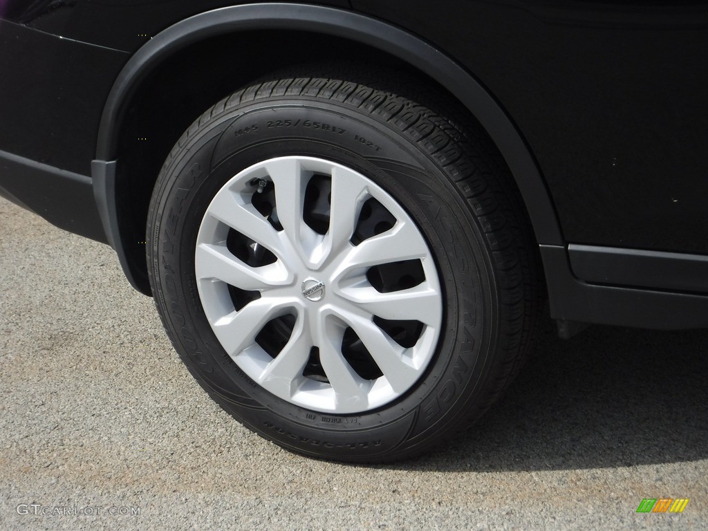 2015 Rogue S AWD - Super Black / Charcoal photo #3