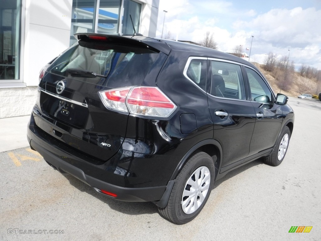 2015 Rogue S AWD - Super Black / Charcoal photo #9